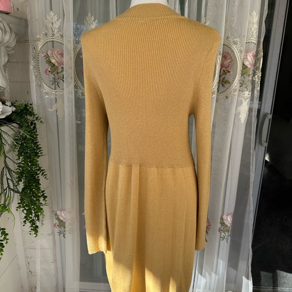 Free People Long Sleeve stretchy Dress in Gold metallic - Picture 4 of 6